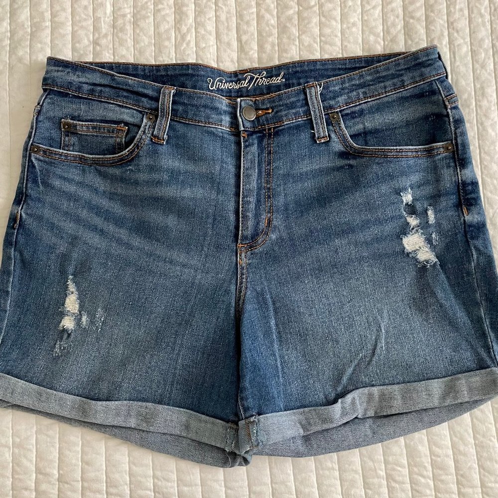Universal Thread Distressed Boyfriend Midi Shorts - Size 12/31